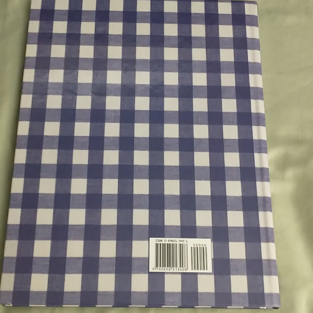 5 Cookbooks - Picture 3 of 6